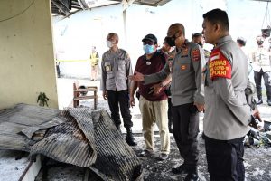 Wakapolda Kalsel Tinjau Lokasi Asrama Polisi Pasca Kebakaran
