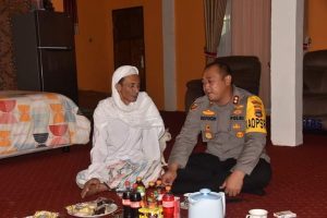 Jalin Silaturahmi Dengan Tokoh Agama, Kapolres Tanah Laut Kunjungi Ponpes