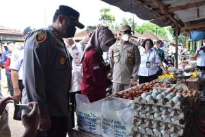 Forkopimda Tanah Laut Sidak Pasar Tapandang Berseri, Memastikan Kestabilan Harga dan Stok