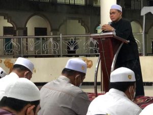 Rutinitas Malam Senin, Bupati Dan SKPD Tanbu Silaturahmi ke Anak Yatim