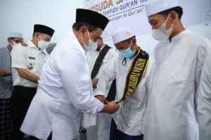 Bupati Zairullah Wisuda Santri Tahfidz Leadership