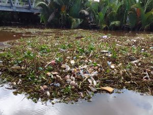 Warga Tuding, Docking dan Tambat Tugboat Penyebab Pencemaran Sungai