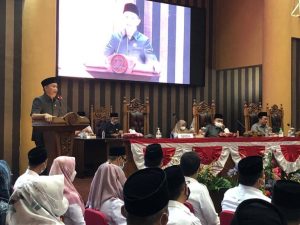 Bupati Tanah Bumbu Berikan Jawaban 3 Raperda Eksekutif
