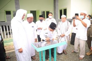 Bupati Tanbu, Hadiri Isra Mi’raj, Haul Abah Sekumpul dan Peresmian Ponpes
