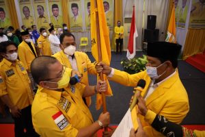 Lantik, Pengurus Golkar Banjarmasin, Paman Minta Kibarkan Panji Kebesaran