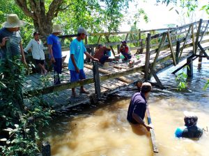 Jembatan Tabunganen Putus, Pemkab Diharapkan Segera Perbaiki