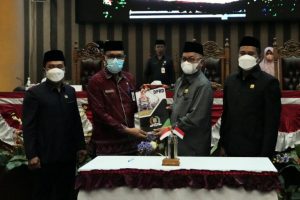 DPRD Tanbu Sampaikan LKPJ Pemkab 2021