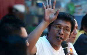 Lempar Batu Sembunyi Tangan