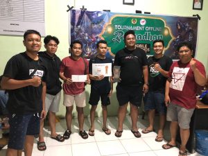 Residen Fury 03 Juara Satu Turnamen Mobile Legend