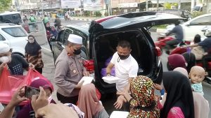 Polsek Banjarmasin Tengah Bagikan Takjil Sampai Akhir Ramadhan