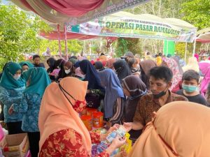 Ada Pasar Murah di Angsana, Harga Elpiji 3Kg dan Migor Segini