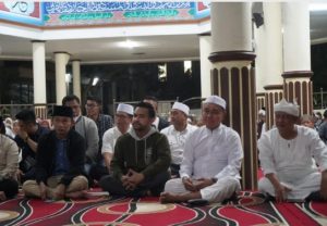 Sebelum Show Pedangdut Fildan Kunjungi Istana Anak Yatim
