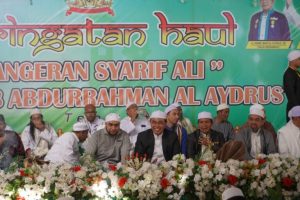 Haul Pangeran Syarif Ali, Bupati Tanbu Sampaikan Motto Bersujud