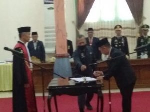 Hariawan Putra Sah Jabat Ketua DPRD Kabupaten Sukamara