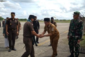 Forkopimda Tanah Bumbu Sambut Kedatangan Kajari Kalsel di Bendara Bersujud