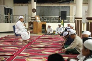 Bupati dan Pejabat Pemkab Tanbu Menyempatkan Silaturahmi ke Istana Anak Yatim