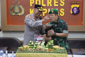 Wujud Kebersamaan TNI-Polri, Terlihat Saat Perayaan Hut Bhayangkara ke-76