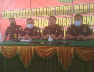 Kejari Kapuas Tetapkan 2 Tersangka Kasus Dugaan Korupsi Dana Hibah di KPU Kapuas