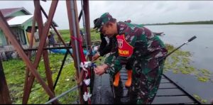 Krisis Air Bersih, Dandim Hulu Sungai Tengah Berikan Bantuan