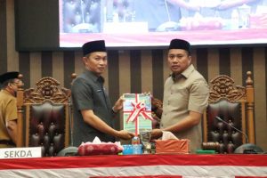 Sekda Tanah Bumbu Sampaikan KUA PPAS APBD 2023