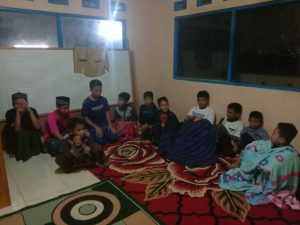 Makmurkan Masjid, Belasan Anak Bermalam di Masjid Al-Hijrah Kuranji