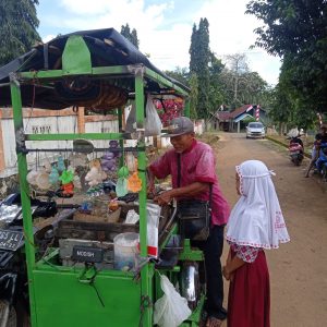 40 Tahun Jualan Es Pasah Keliling Kampung
