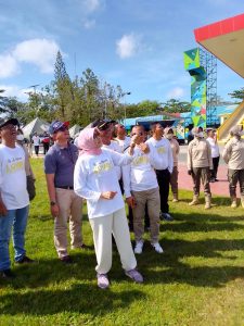 256 Peserta Meriahkan Bategangan Layang-layang di Batola