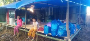 Satu Keluarga di Satui Terpaksa Tinggal Ditenda Terpal
