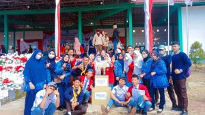 Putra Putri SMKS Muhammadiyah Satui Juara 1 dan 3 Lomba Gerak Jalan