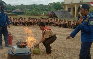Damkar Tanah Bumbu Rutin Melakukan Sosialisasi Pencegahan Dini Kebakaran di Sekolah