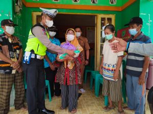 Sambut HUT ke-67 Lalu Lintas Bhayangkara, Polres dan PPWI Pulang Pisau Gelar Baksos