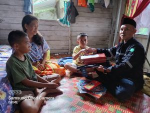 Warga Gunung Tinggi Sampaikan Terimakasih Kepada Abah Zairullah Azhar