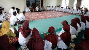 Ganjar Pranowo ke Kalsel, Semangati Kafilah Jateng di MTQ Nasional ke-29