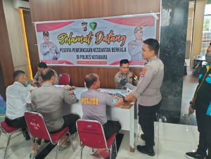 Personel Polres Kotabaru Jalani Pemeriksaan Kesehatan Secara Berkala