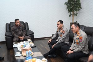 Silaturahmi Kapolda Kalsel Brigjen Pol Andi Rian ke Kejaksaan Tinggi
