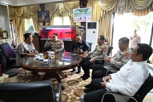 Usai Dilantik, Kapolda Kalsel Brigjen Andi Rian Silaturahmi Perdana Dengan Gubernur