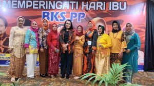 Fasion Show, Puisi dan Nyanyi Meriahkan Peringatan Hari Ibu ke-94