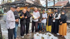Serahkan Bantuan Korban Kebakaran, Partai Ummat Selalu Ada Untuk Warga Banua