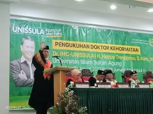 Heppy Trenggono Raih Gelar Doktor Honoris Causa Dari Unissula
