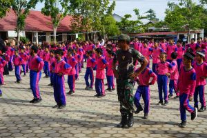 Hidup Sehat, Babinsa Simpang Empat Sosialisasikan Senam SKJ 88