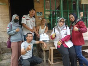 Rogoh Kocek Pribadi, Rumpis Kembali Salurkan Sembako Kepada Warga Kurang Mampu