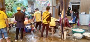 Ribuan Makanan Siap Saji Untuk Jemaah Haul Abah Guru Zuhdi yang ke-3