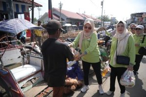 Jum’at Berkah, DWP Tanah Bumbu Gelar Senam Sehat dan Bhakti Sosial