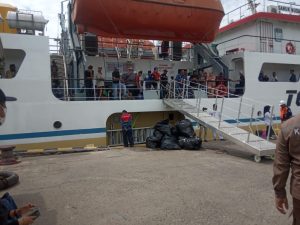 H-6 Lebaran, Terjadi Lonjakan Penumpang di Pelabuhan Stagen