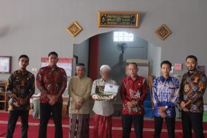 Napi Mualaf di Lapas Batulicin Terima Bantuan Perlengkapan Ibadah