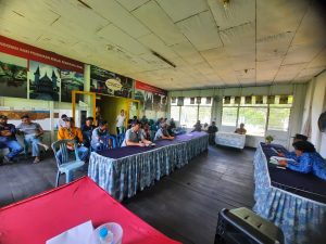 Merasa Diintervensi Warga Desa Saka Mangkahai Minta Klarifikasi Camat Kapuas Barat
