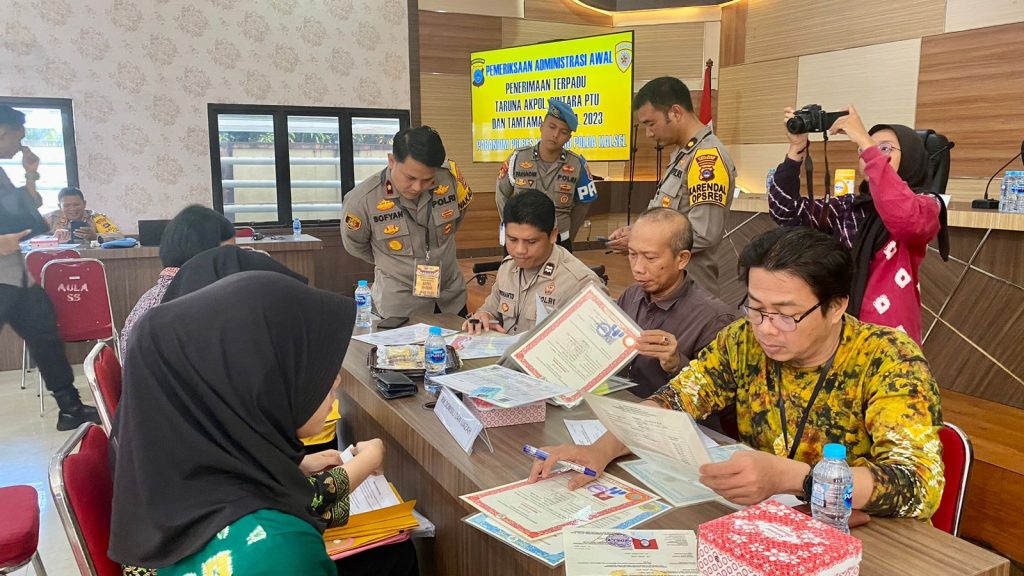 Ratusan Calon Bintara Polri Polres Kotabaru Ikuti Rikmin Awal