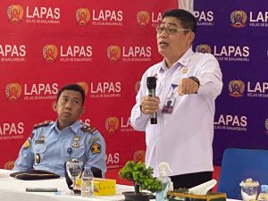 Sri Yuwono, Berikan TUSI Kepada Petugas Lapas Banjarbaru