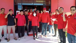 Sambangi KPU Pulang Pisau, DPC PDI Perjuangan Daftarkan 25 Bacaleg