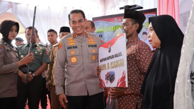 Giliran Warga Batola Terima Bantuan Bedah Rumah dari Kapolda Kalsel